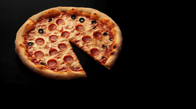 https://s.mj.run/YrILaBiA7Gc generic pizza blank on black backbround with space in the left --chaos 10 --ar 16:9 --style raw --personalize 1ziyqku --stylize 800 --weird 300 --v 6.1 Job ID: b043dfc7-7482-4b18-9b63-cc2562aa6166